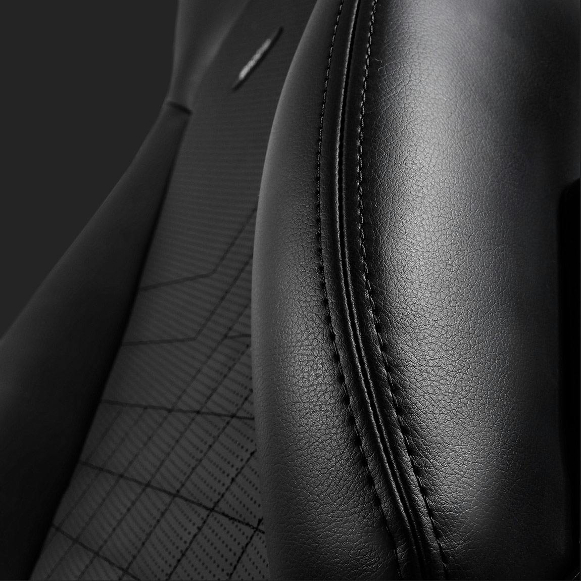 ICON Black / Black